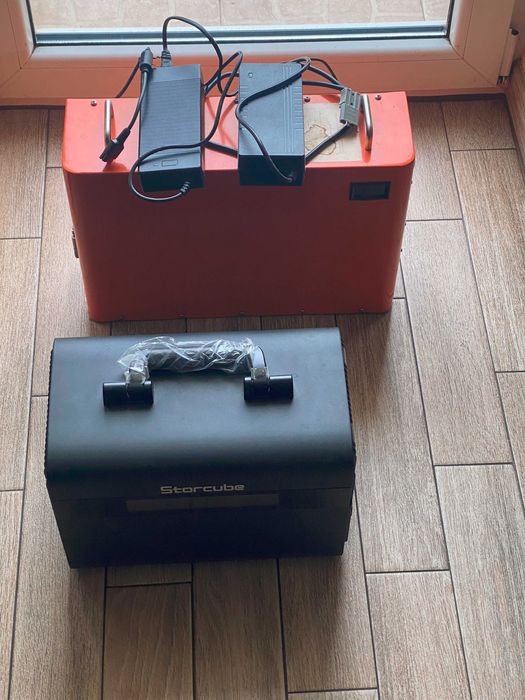 Дві Зарядні Станції lifepo4 1000W 1800Wh