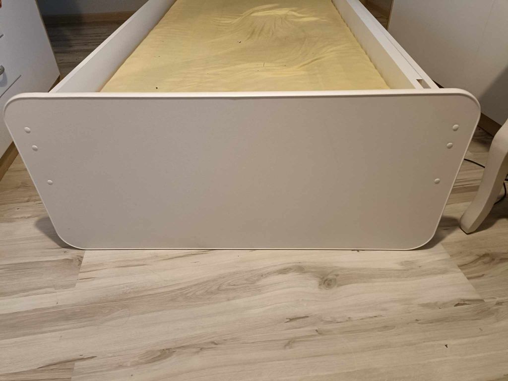Łóżko młodzieżowe 180x90 z szufladą