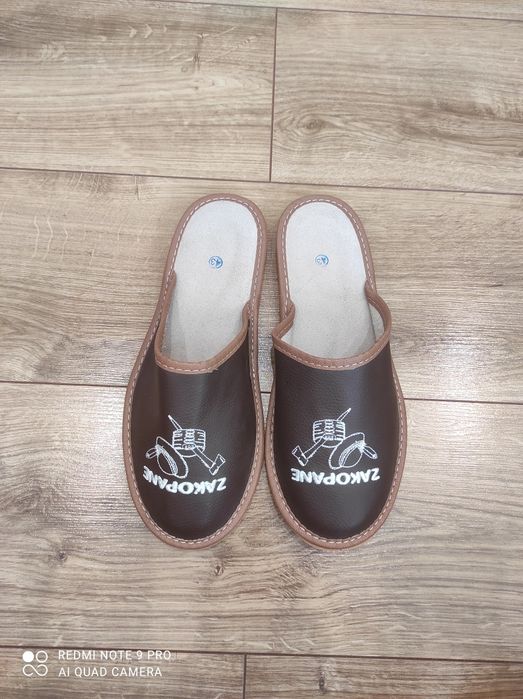 Kapcie skórzane z Zakopanego