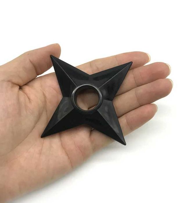 Naruto Shuriken Cosplay