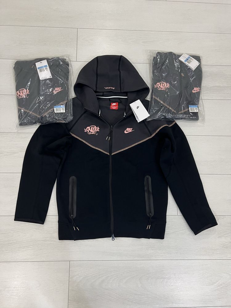 Nike tech flecce x Syna world central cee M;Nike Tech Flecce;Теч флис