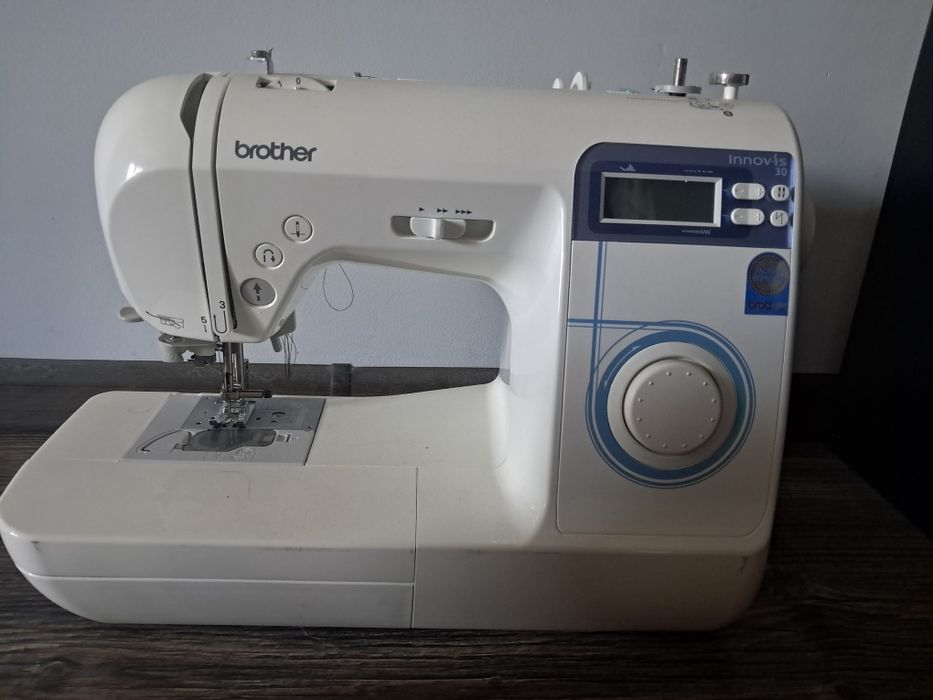 Maszyna do szycia Brother Innov-is 30