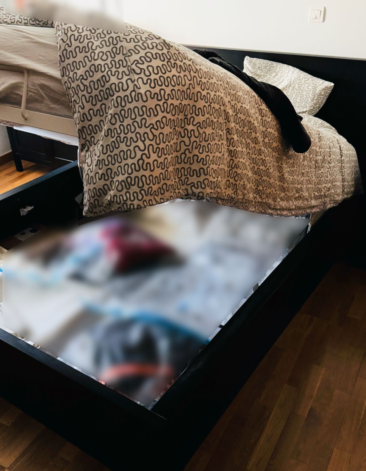 Estrutura cama c/ arrumação 160x200 IKEA MALM (pode incluir colchão)