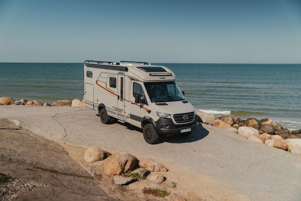 Hymer-Eriba ML-T 580 CrossTrail  HYMER ML-T 580 CrossTrail, 3 os. DMC - 4.1 T