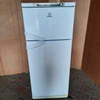 Холодильник Indesit st-145