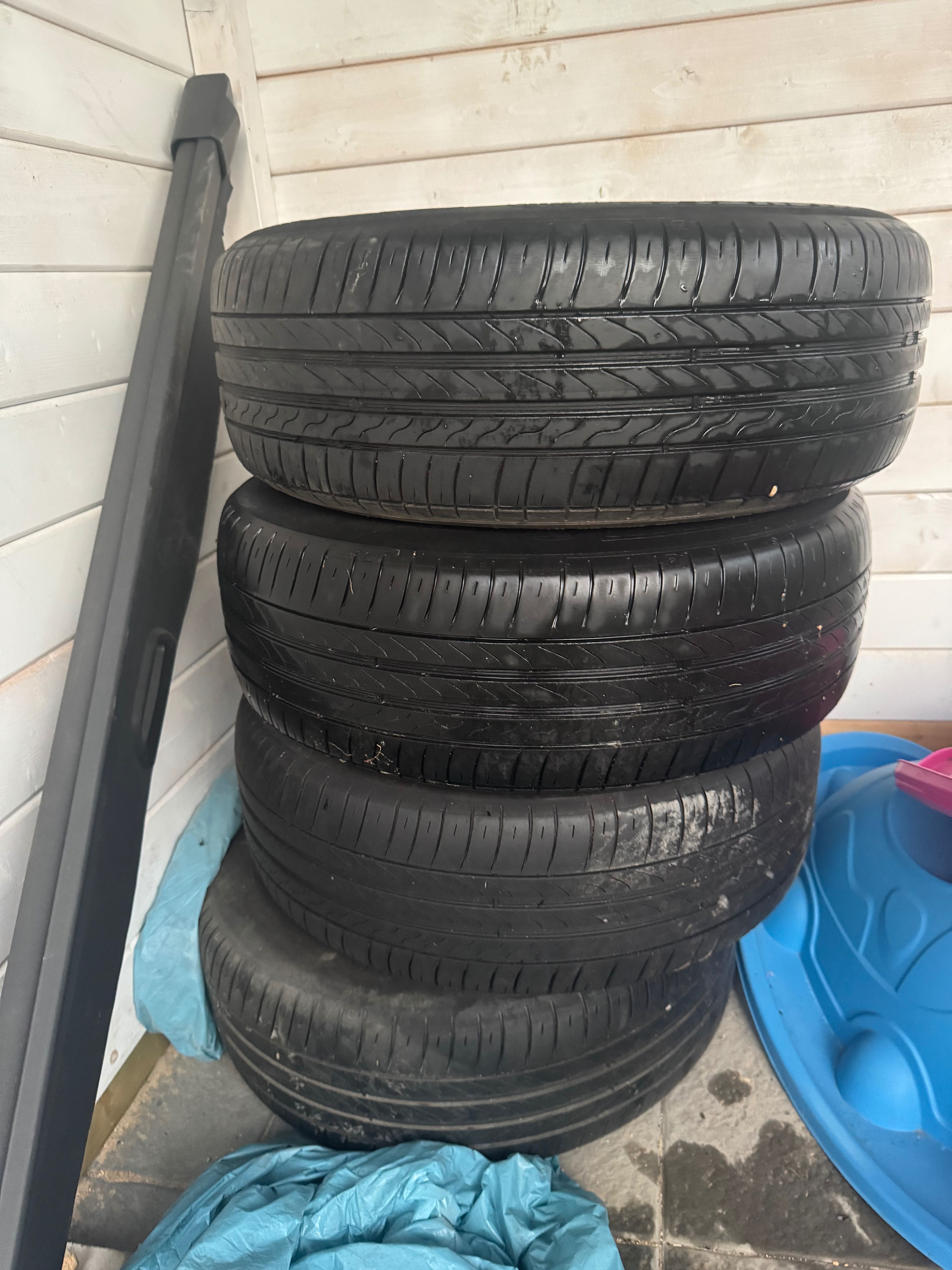 Koła - opony Michelin i alufelgi 4 szt. 195/65 R15 letnie