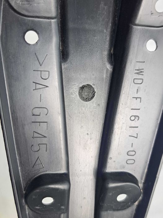 Yamaha MT-03 R3 22'-25' Tył Wspornik Błotnik Mocowanie Tablicy