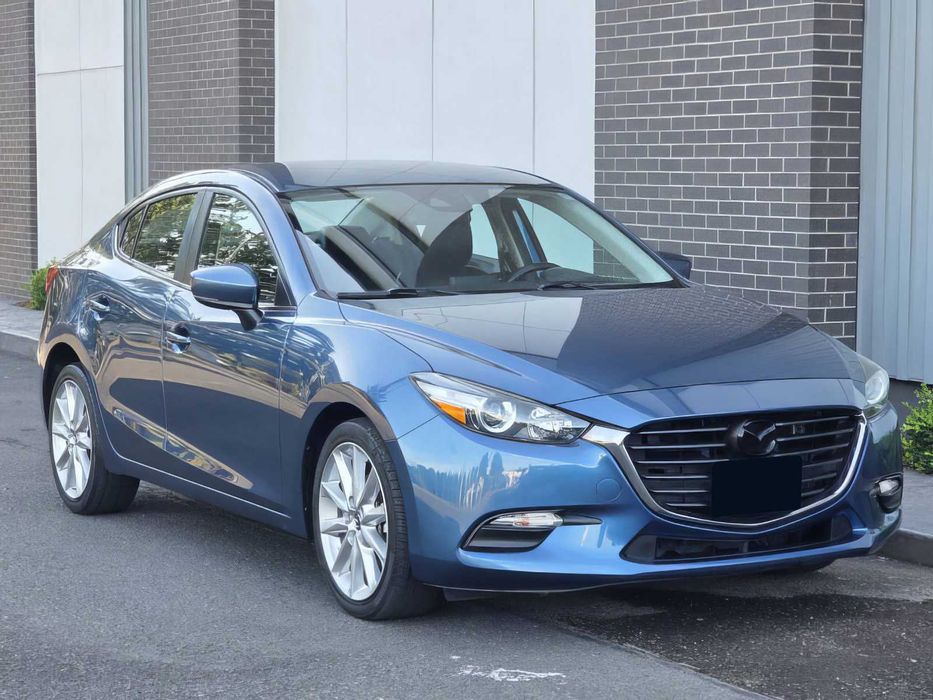 Mazda 3      2017