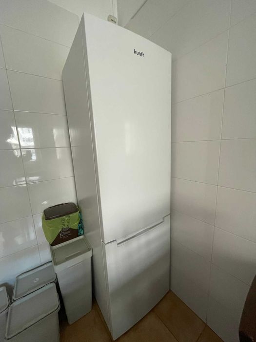 Frigorífico Combinado ST KUNFT KC9113 (Estático - 262 L - 180 cm)
