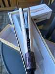 Suszarko-prostownica typu Dyson – mocna i elegancka!