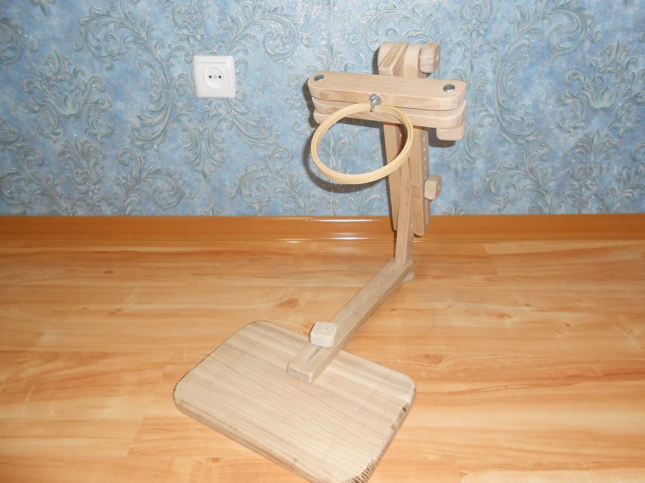 Диванный держатель пялец и Q-snap