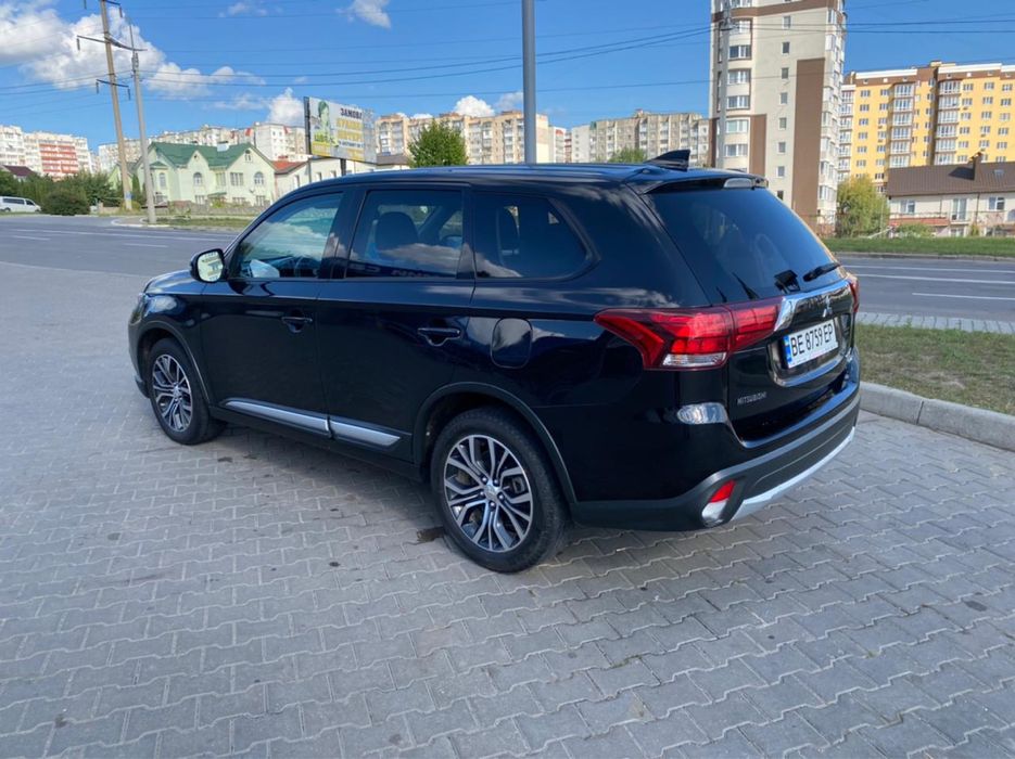 Міцубісі Аутлендер