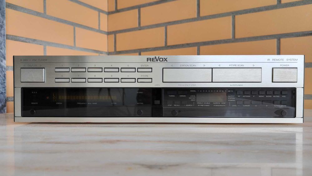 High-End FM Tuner – Revox – B 260 – Very Good Condition64297968385538121