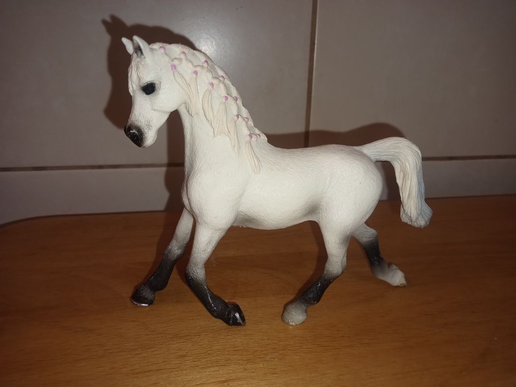 SCHLEICH Іграшка фігурка арабська кобила