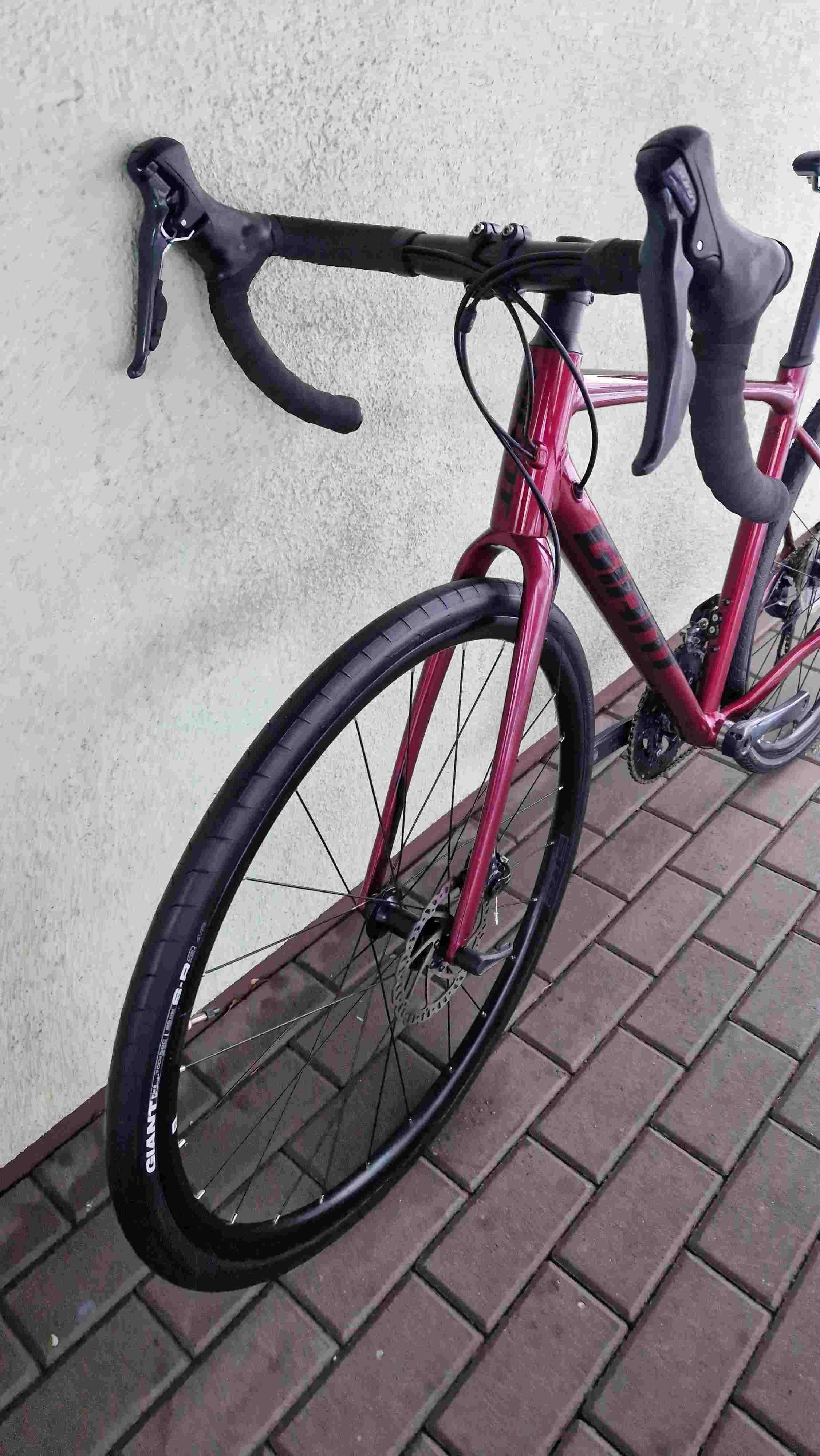 GIANT contend AR SORA alu CARBON gravel endurance rM i L