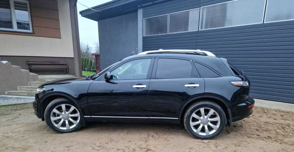 Infiniti fx35 suv czarny 2005 rok bezwypadkowy