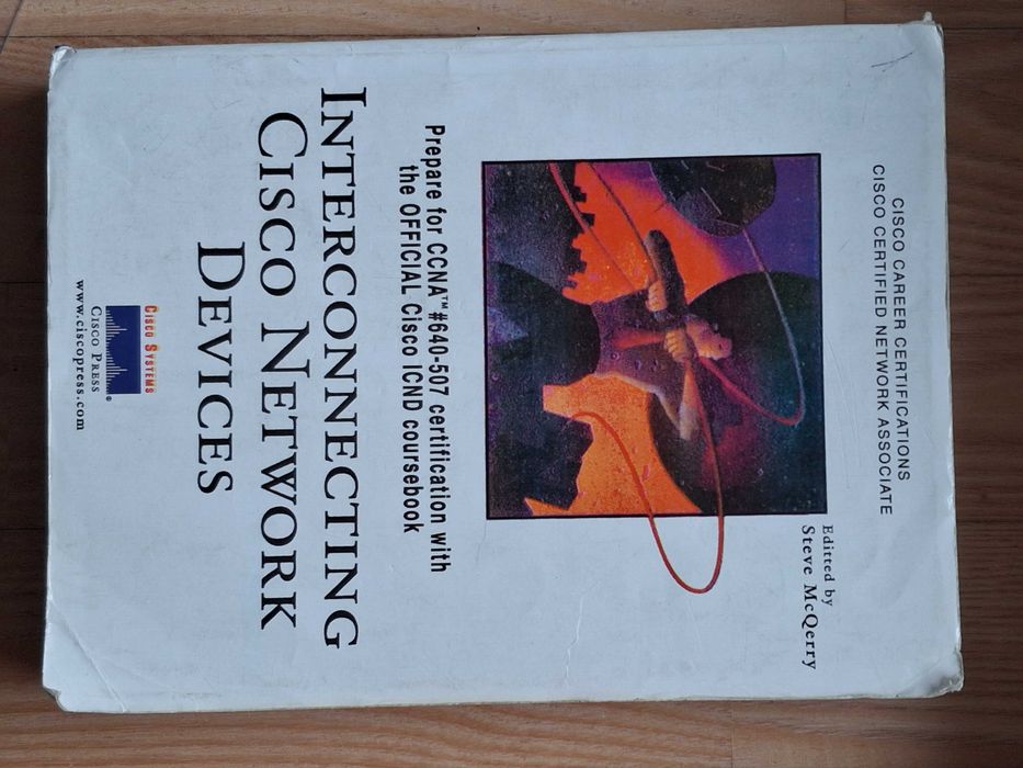 dwie książki o sieciach komputerowych - do nauki Cisco CCNA