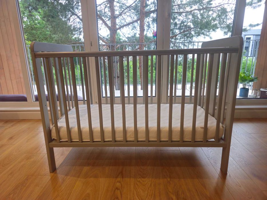 Łóżeczko niemowlęce Woodies Star Cot 120×60 szare