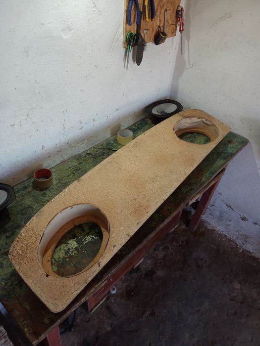 Полка с ваз 2101 с динамиками