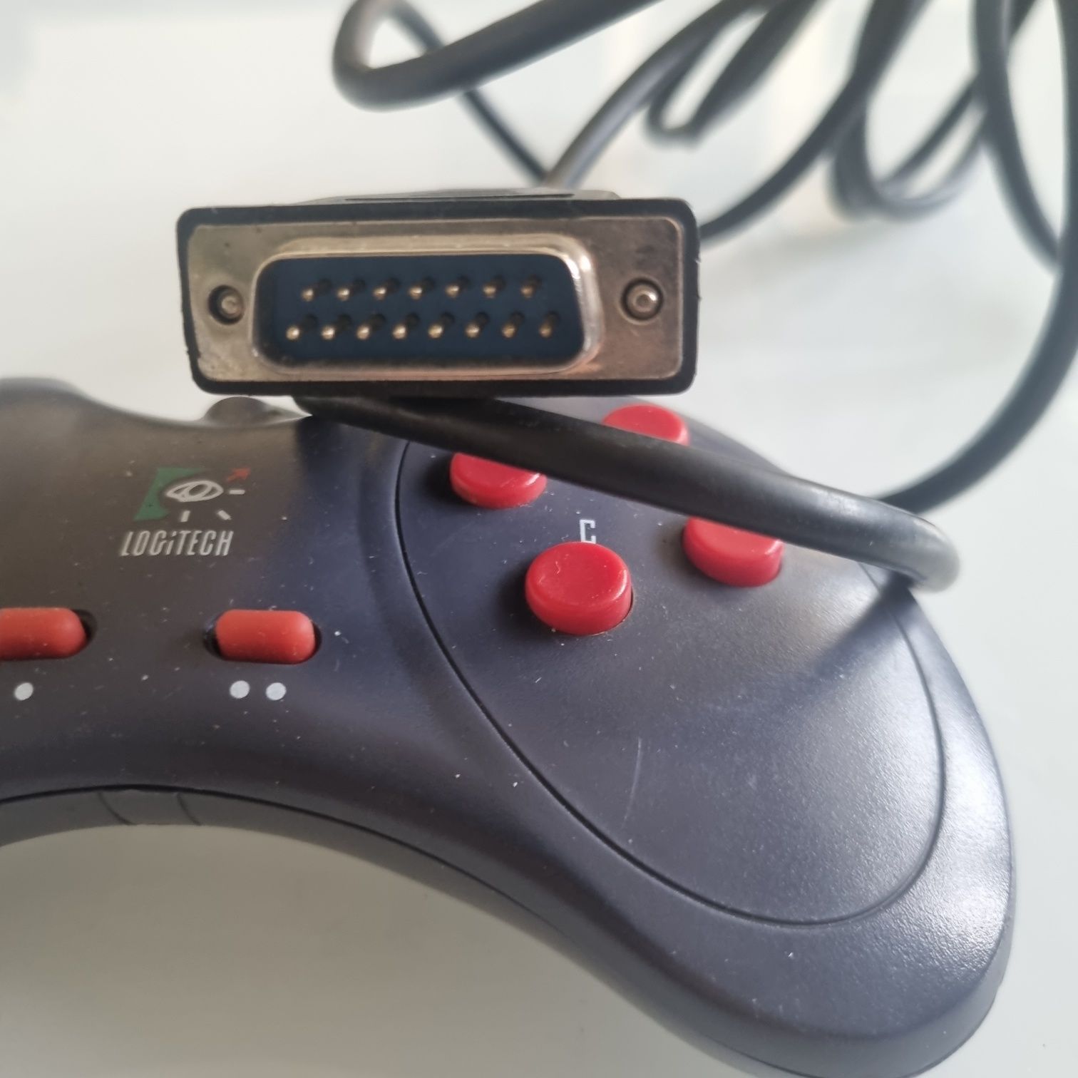 Logitech Thunderpad G-YB ARC2 Gamepad Controller 15 Pin