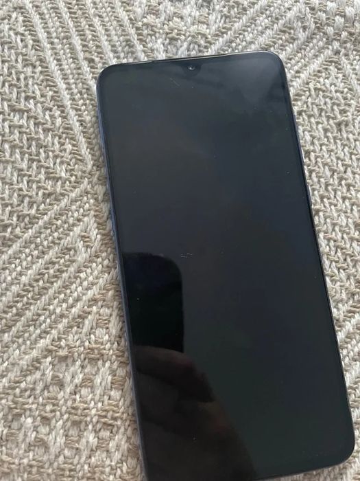 XIAOMI Mi 9

6.39''

6 GB