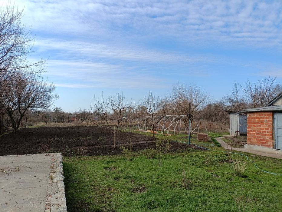 Продам домоволодіння