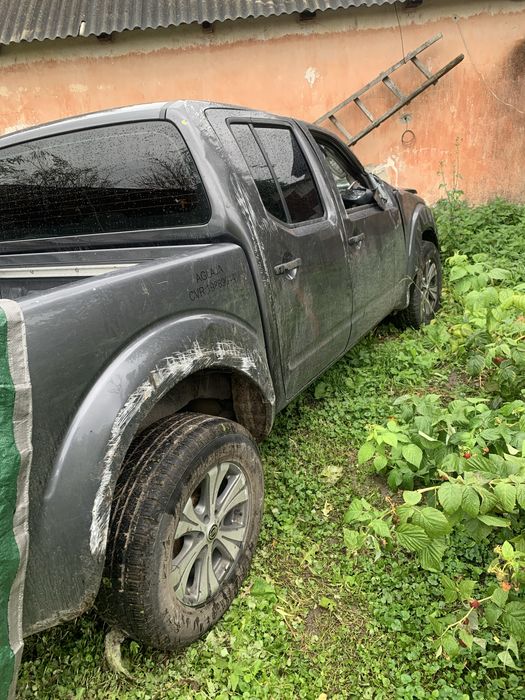 Продам по запчастинах Nisan nawaro