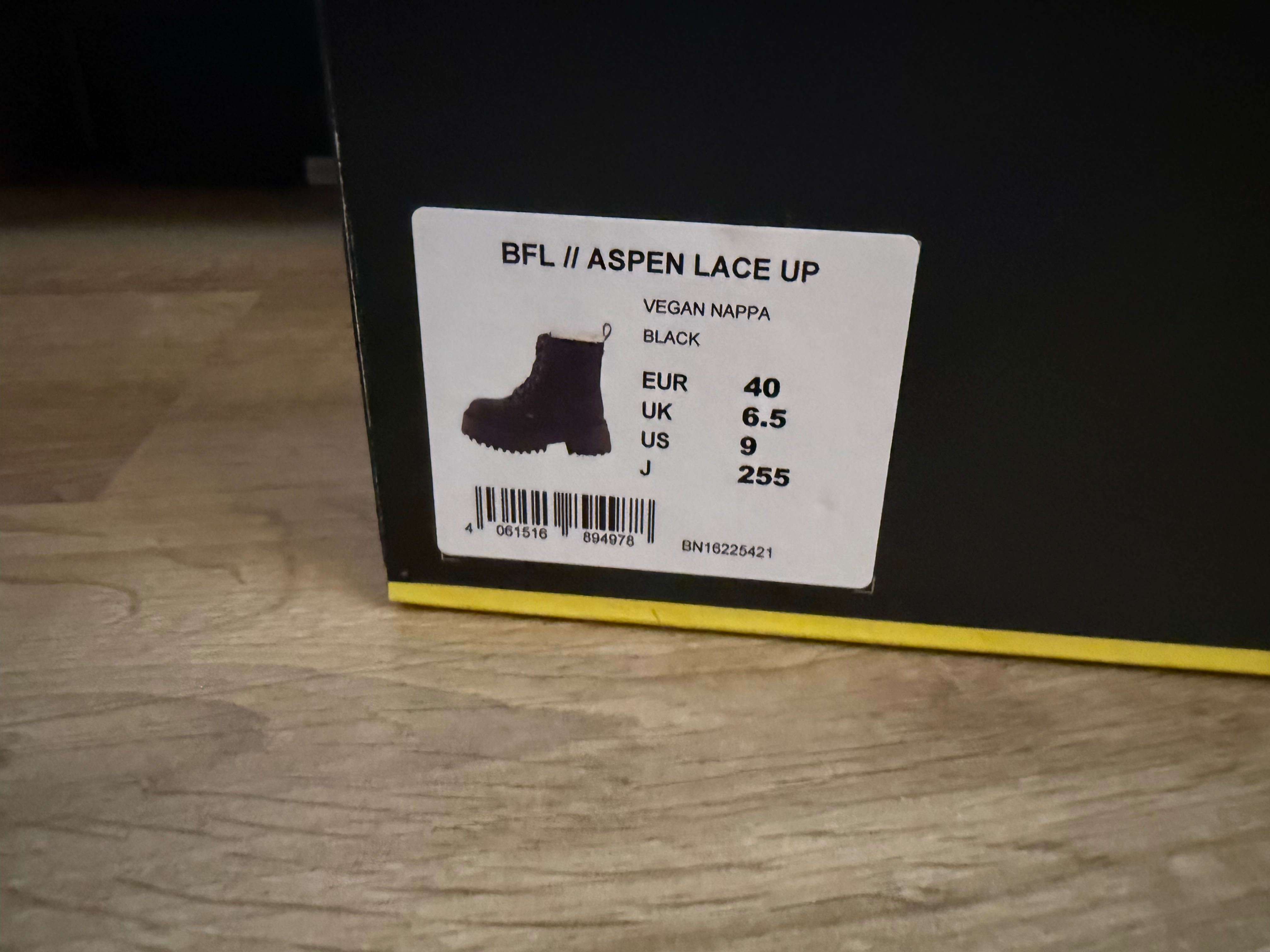 Trapery buffalo damskie