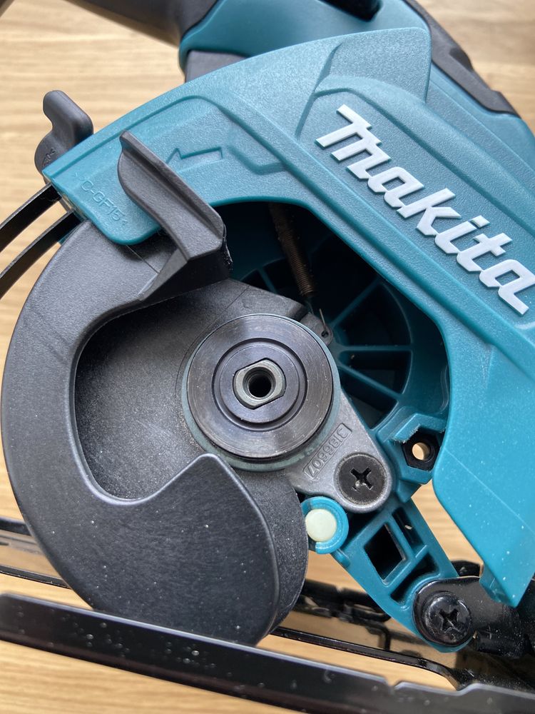 Makita HS301DZ (ще рік гарантії)