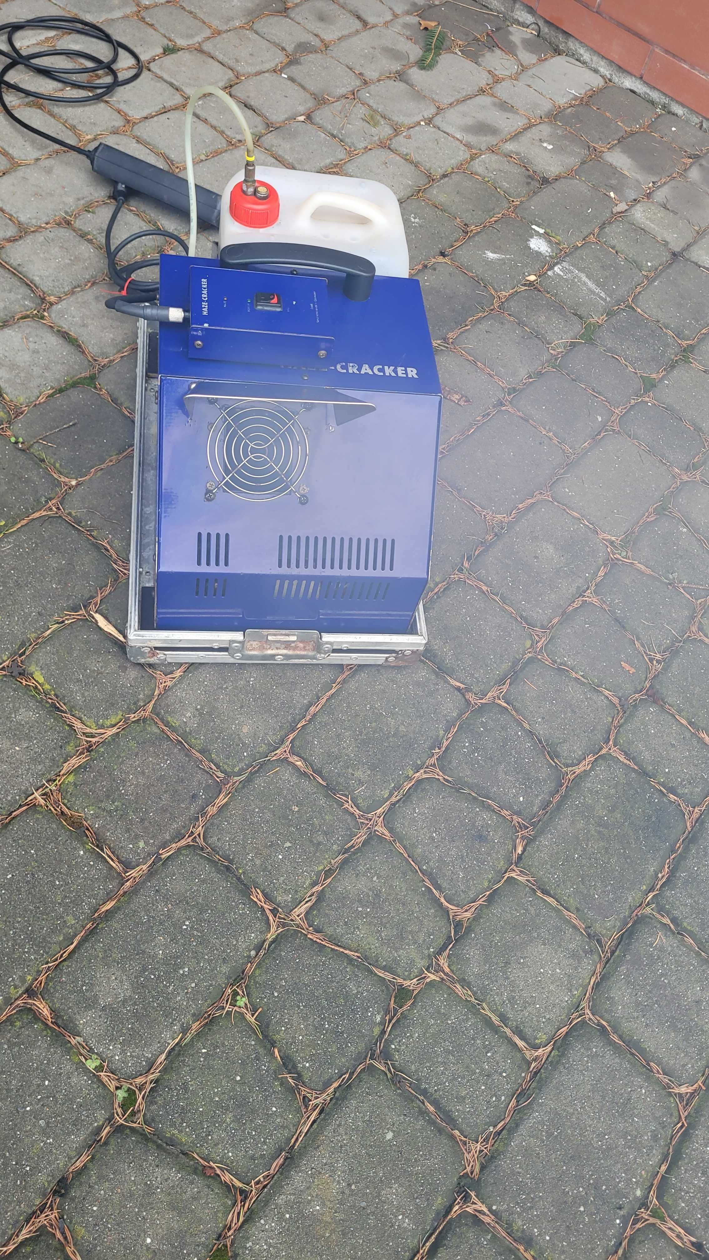 Hazer - Cracker (Look Solutions) + case + controller + fluid