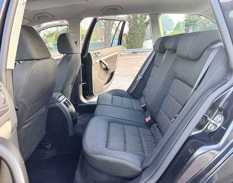 Skoda Octavia 1.6 Tdi SportLine C/Nova