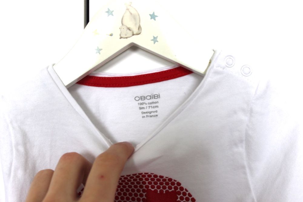 Blusinha com gatos 9 meses. nova