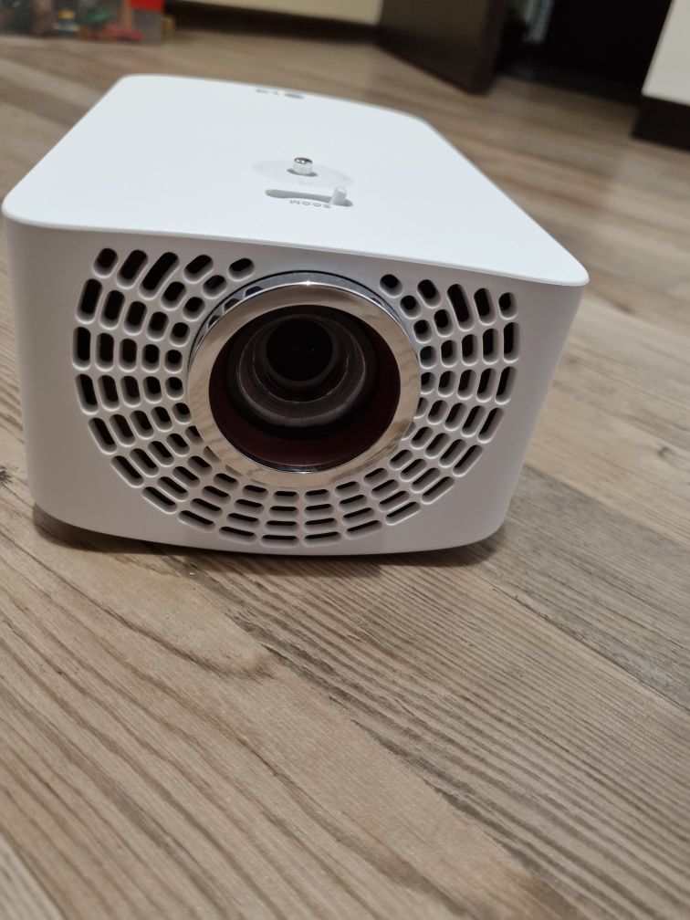 Projektor LG Minibeam Pro