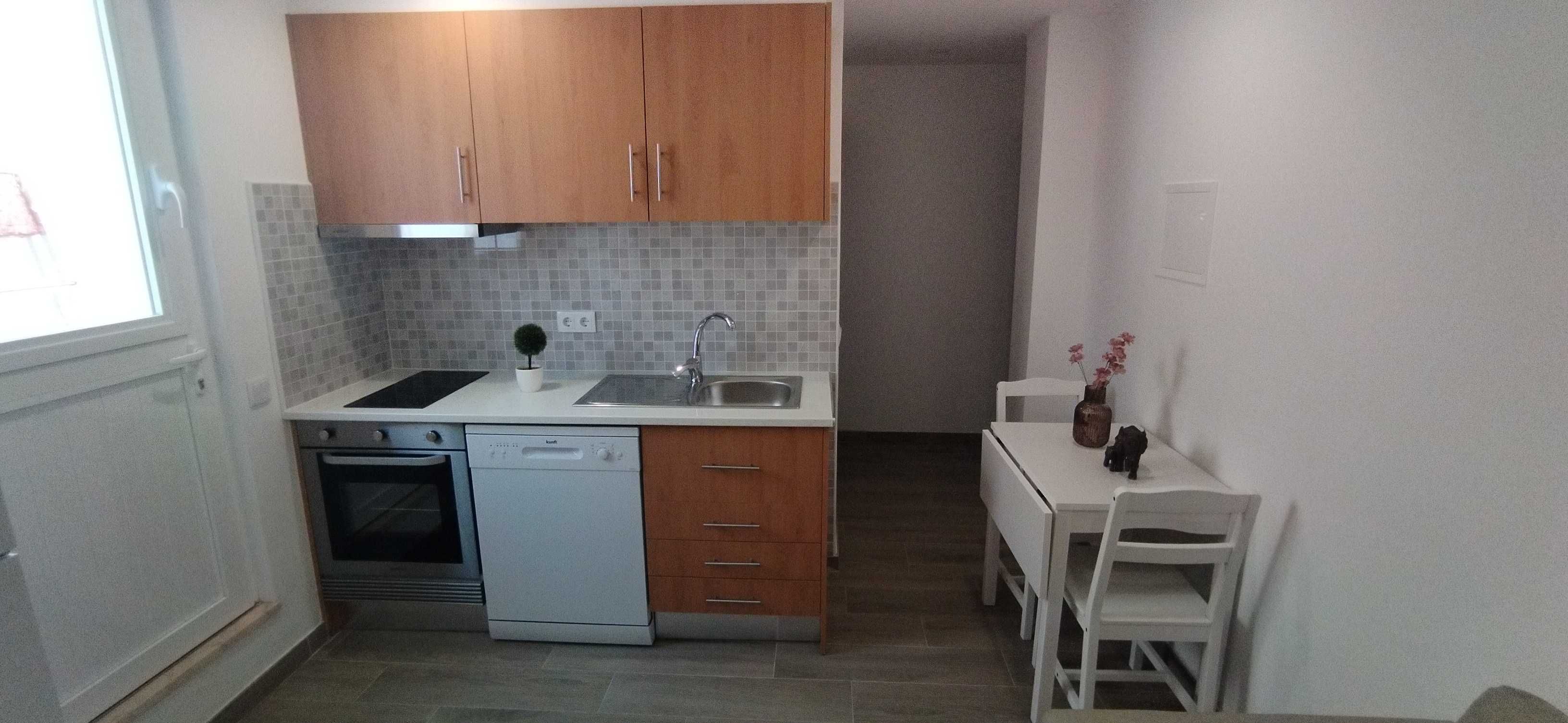 Apartamento T1 Lagos, com piscina, estacionamento, 5 min Praia