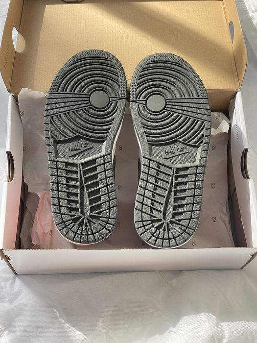 Air Jordan 1 Mid SE Black Toe 2022