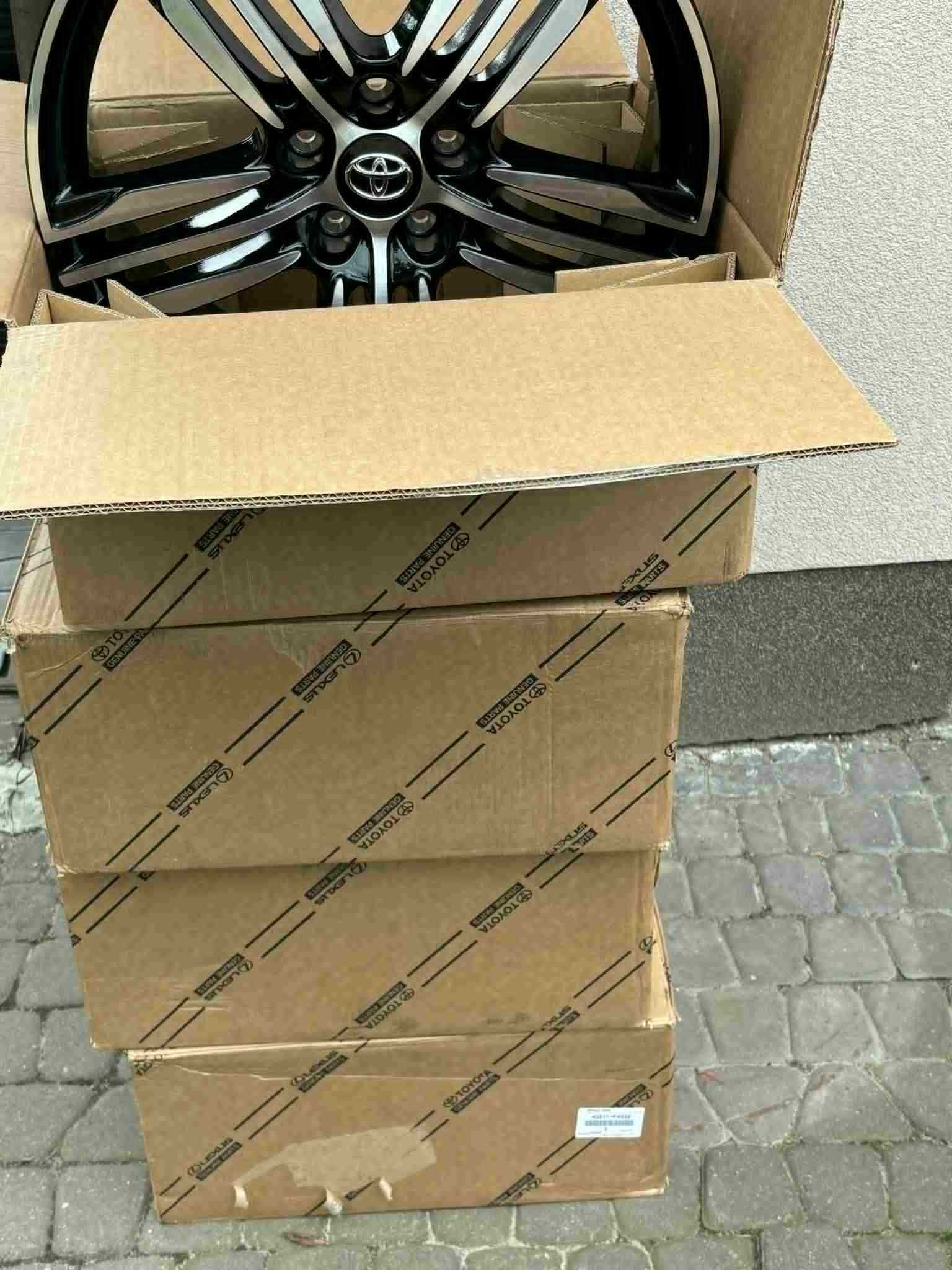 sprzedam felgi aluminiowe toyota ronal 19 cali 5x114,3