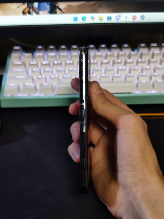 Samsung s22 8/128 GB