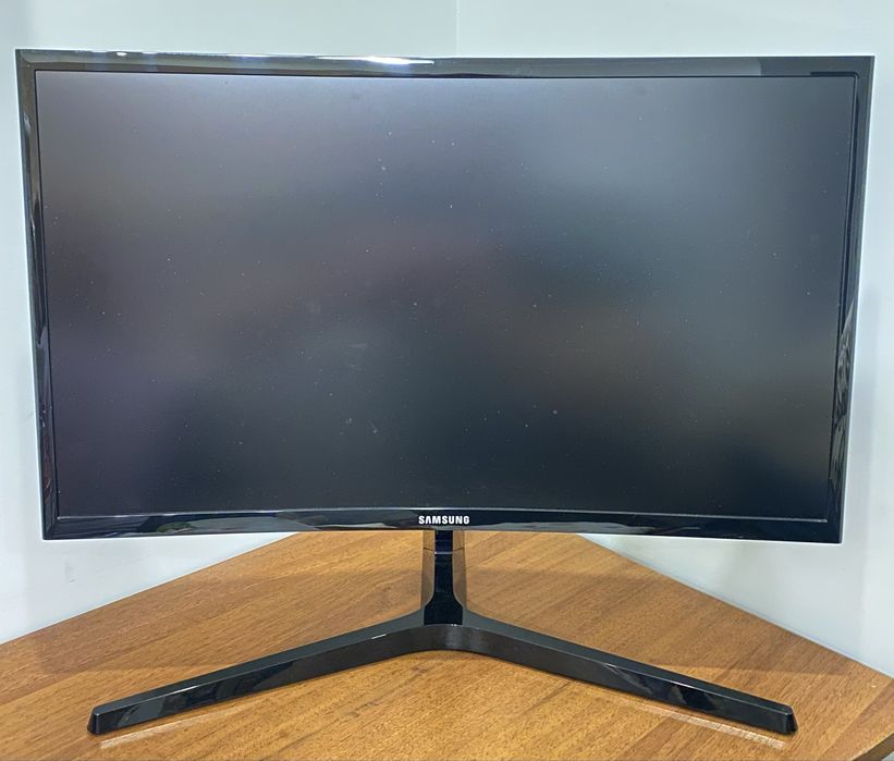 Монитор Samsung C24RG50 Curved