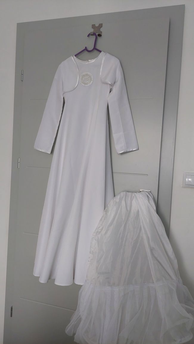 skromna sukienka alba komunijna 140-146 na szczupla dziewczynkę