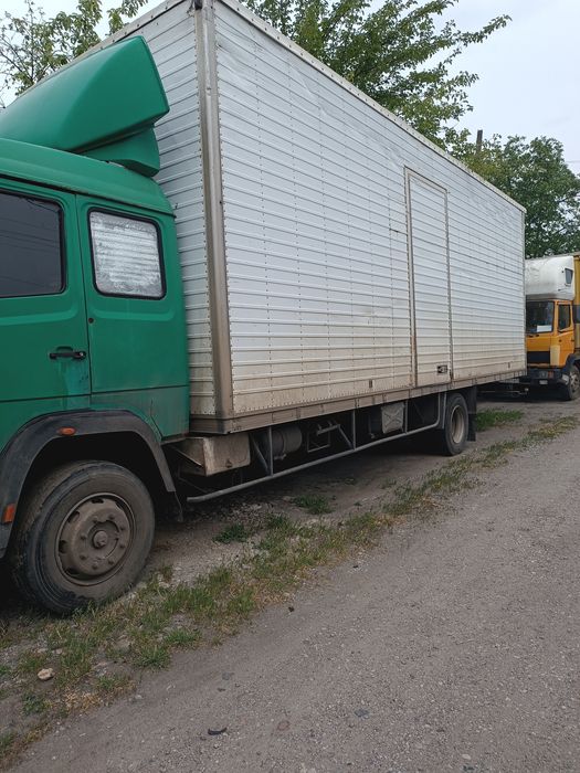 Мерседес Mercedes Benz 1317