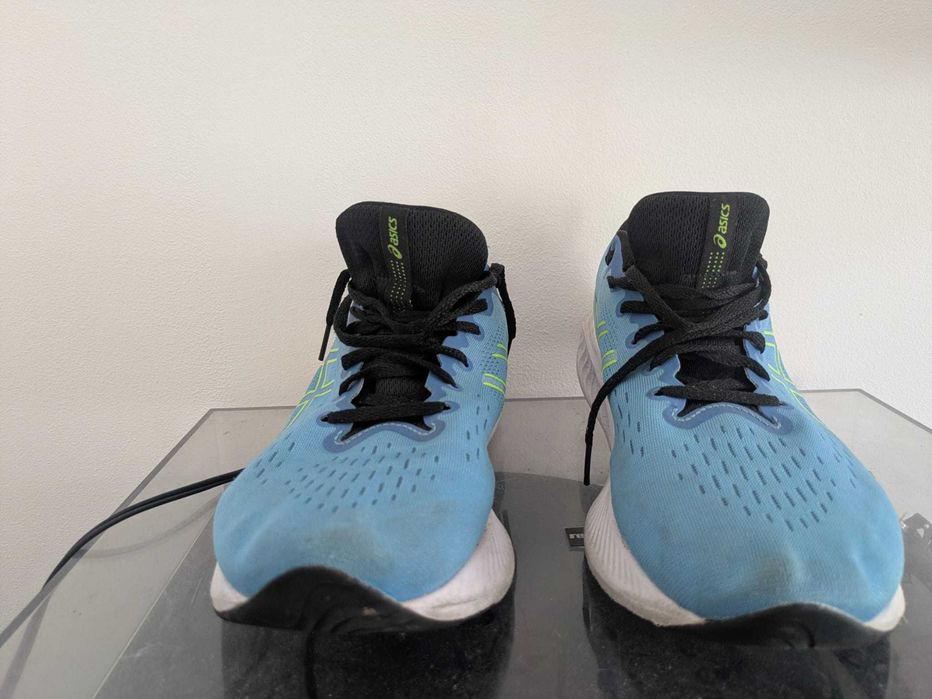 Sapatilha Aasics Gel Excite 10