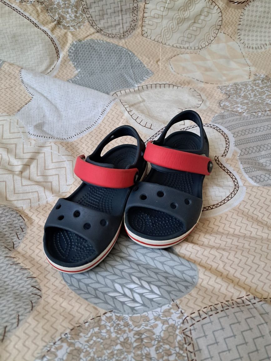 Босоніжки crocs C8