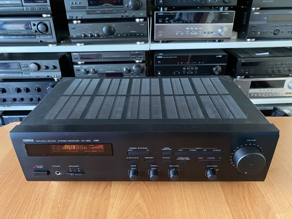 Amplituner Yamaha RX-360 Audio Room