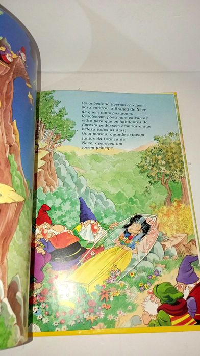 A Branca de Neve e os 7 Anões - Histórias de Sempre