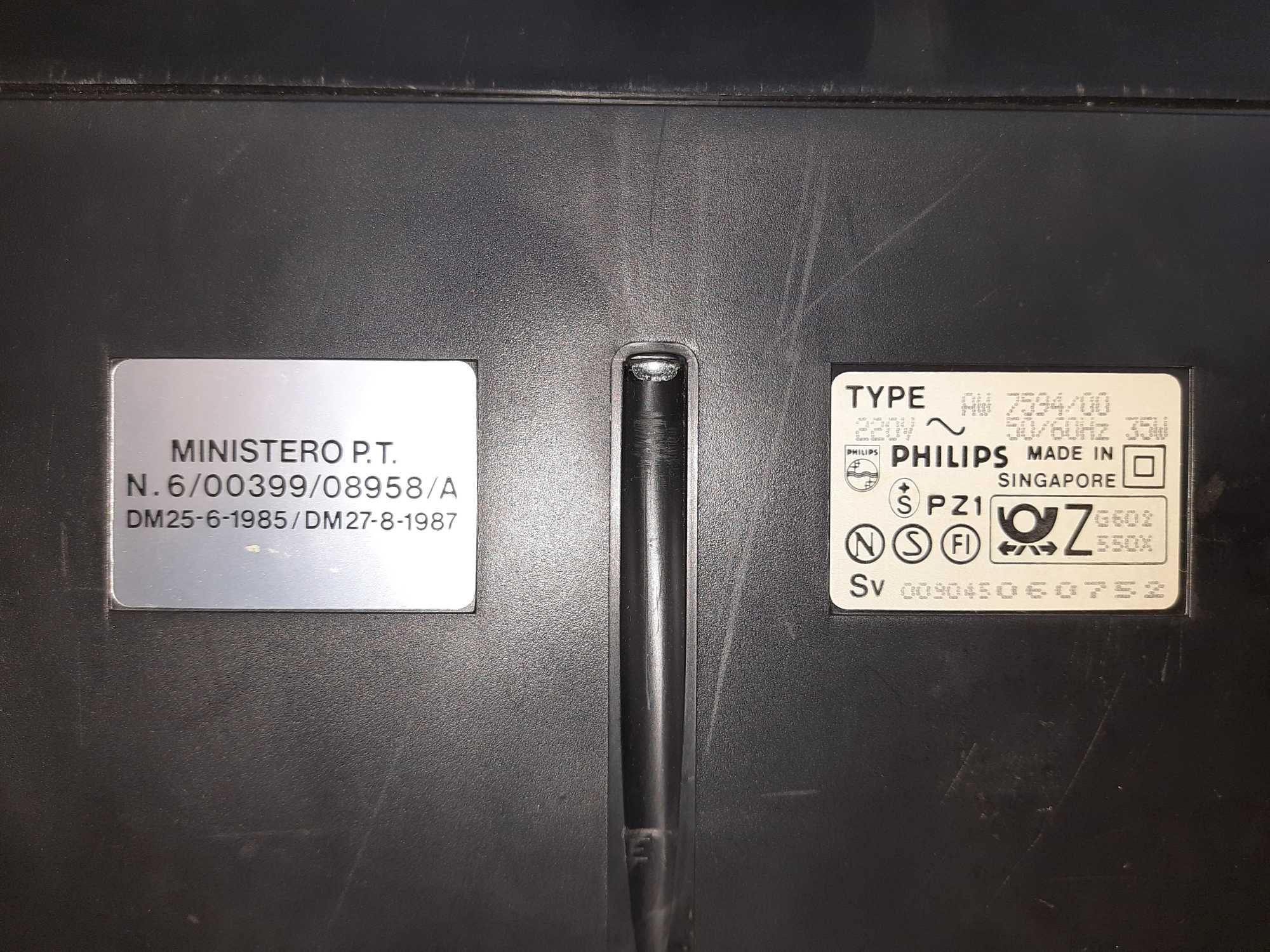 Магнітола Philips TURBO-BASS AW7594