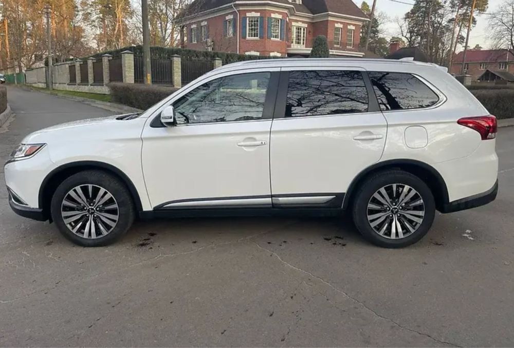 Mitsubishi Outlander 2018 SEL