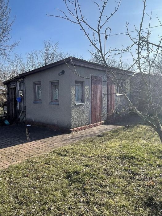 Гарний дачний будинок у Вільску