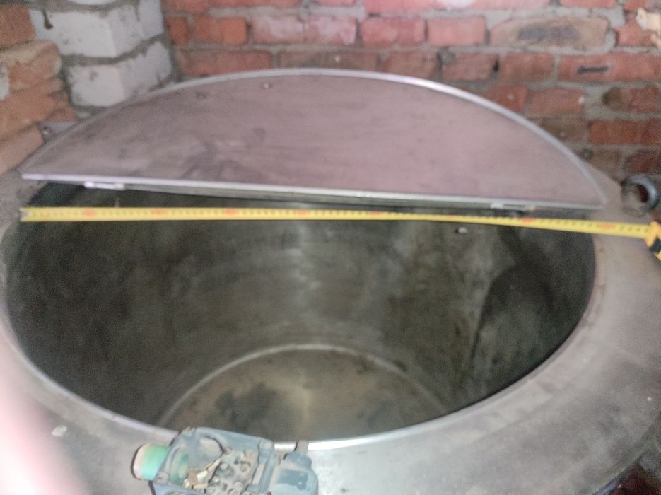 Ємкість нержавіюча з рубашкою 350 л