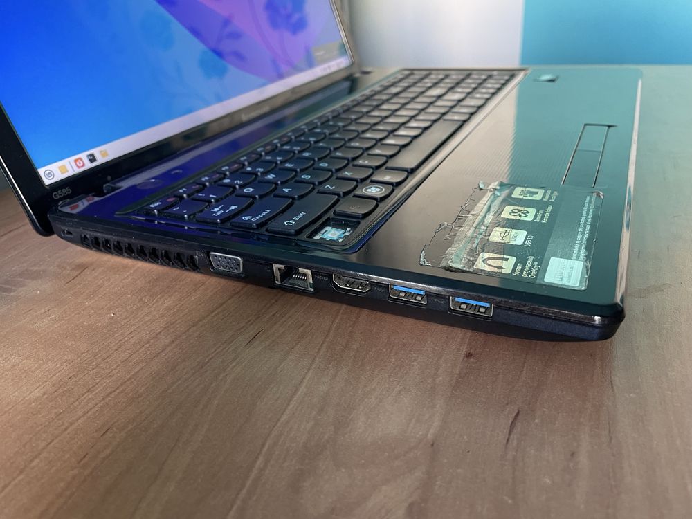 Laptop lenovo G585