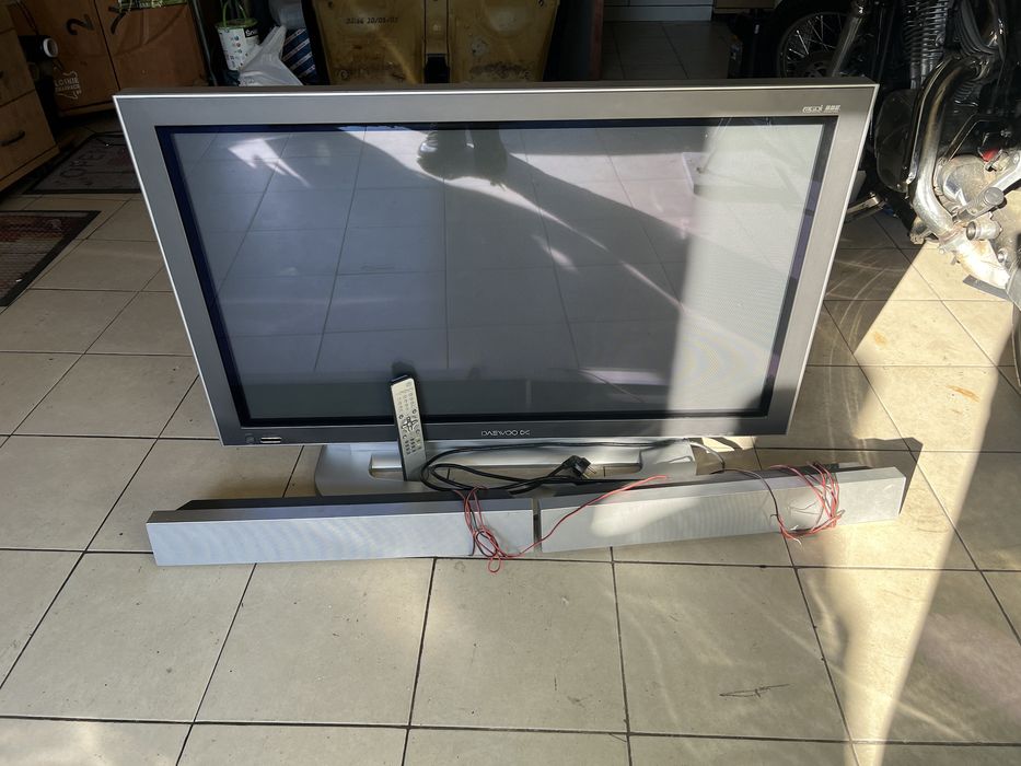 Telewizor DAEWOO DT 4242N - 42 cale - sprawny!
